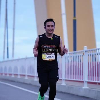 Runner Photo 1423249