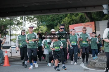 Runner Photo 1423717