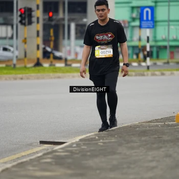 Runner Photo 1424141