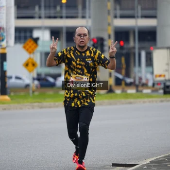 Runner Photo 1424183