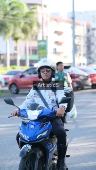 Runner Photo 1424304