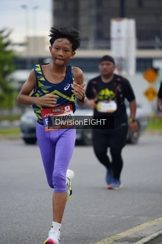 Runner Photo 1424439
