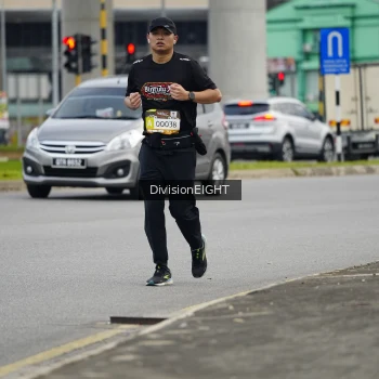 Runner Photo 1424458