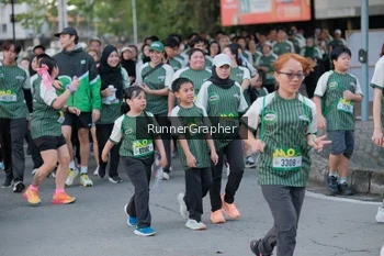 Runner Photo 1424676