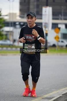 Runner Photo 1424886