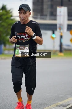 Runner Photo 1424893