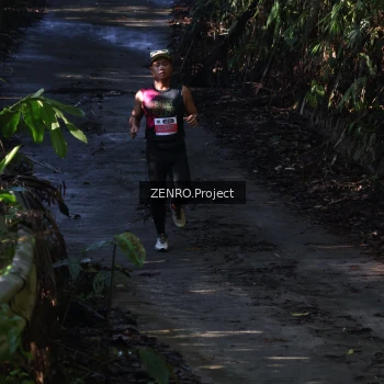 Runner Photo 1425249