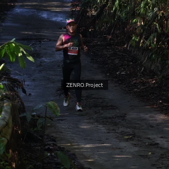 Runner Photo 1425255