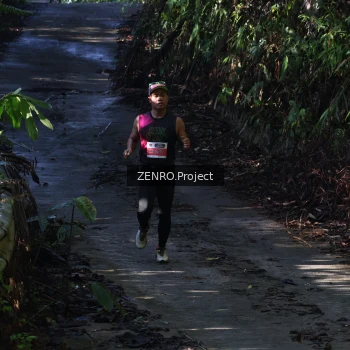 Runner Photo 1425290