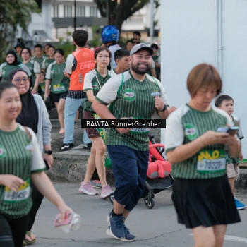 Runner Photo 1425313