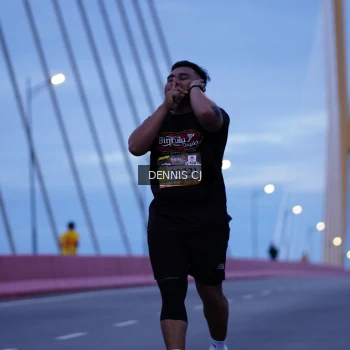 Runner Photo 1425827