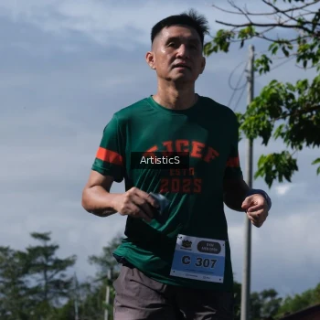 Runner Photo 1426325