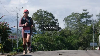 Runner Photo 1426355