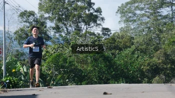 Runner Photo 1426386