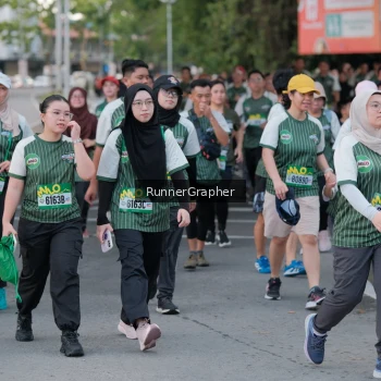 Runner Photo 1426393