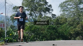 Runner Photo 1426417