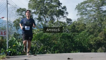 Runner Photo 1426421