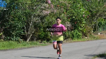 Runner Photo 1426600