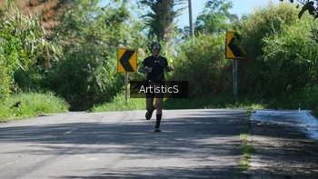 Runner Photo 1426630