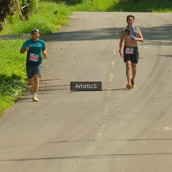 Runner Photo 1426842