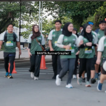 Runner Photo 1427136