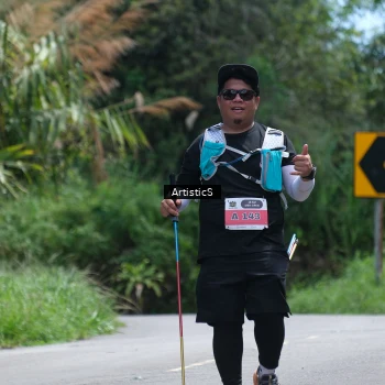 Runner Photo 1427559