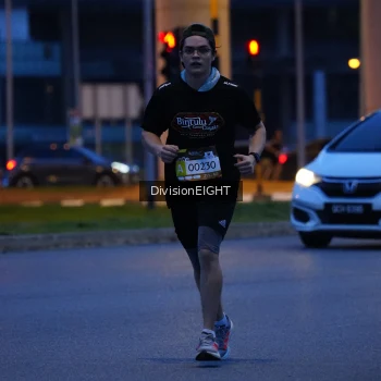 Runner Photo 1428624