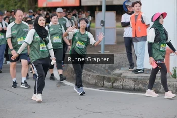 Runner Photo 1429328