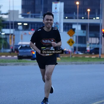 Runner Photo 1429374