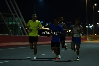 Runner Photo 1429564