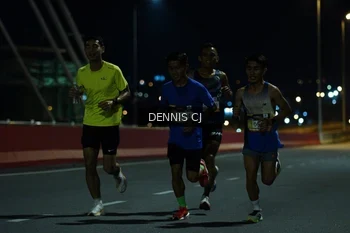 Runner Photo 1429579