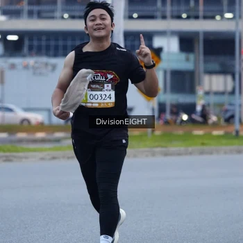 Runner Photo 1429843