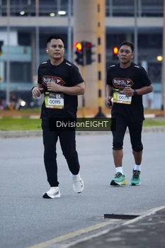 Runner Photo 1429859