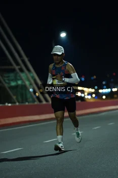 Runner Photo 1429899