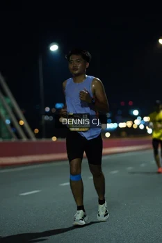 Runner Photo 1430005