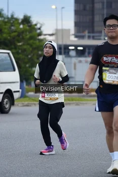 Runner Photo 1430065