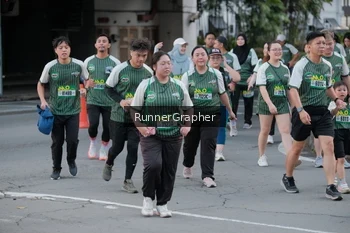 Runner Photo 1430510