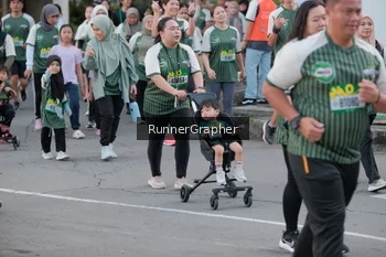 Runner Photo 1430601