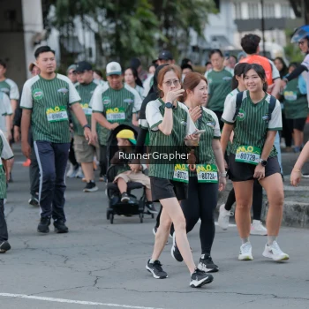 Runner Photo 1430740