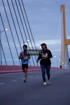 Runner Photo 1431310