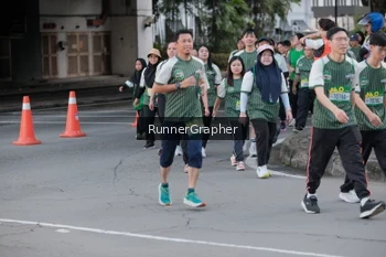Runner Photo 1431313