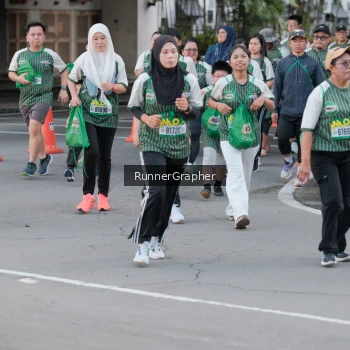 Runner Photo 1431655