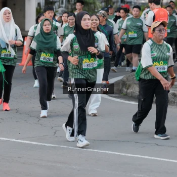 Runner Photo 1431735