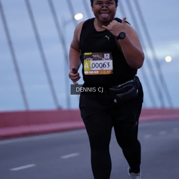 Runner Photo 1431863