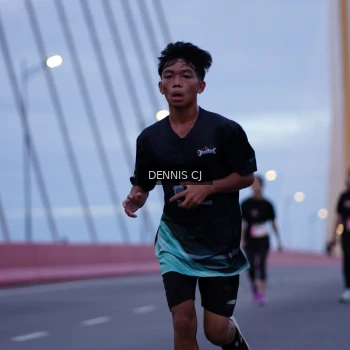 Runner Photo 1432412