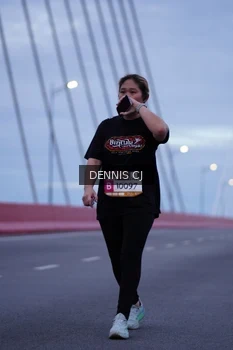 Runner Photo 1432510