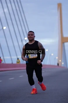 Runner Photo 1432584