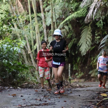 Runner Photo 1433414