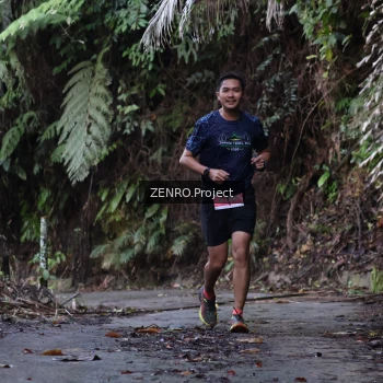 Runner Photo 1433554