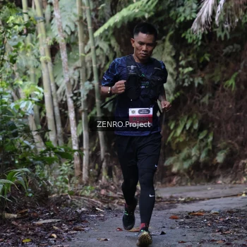 Runner Photo 1433653